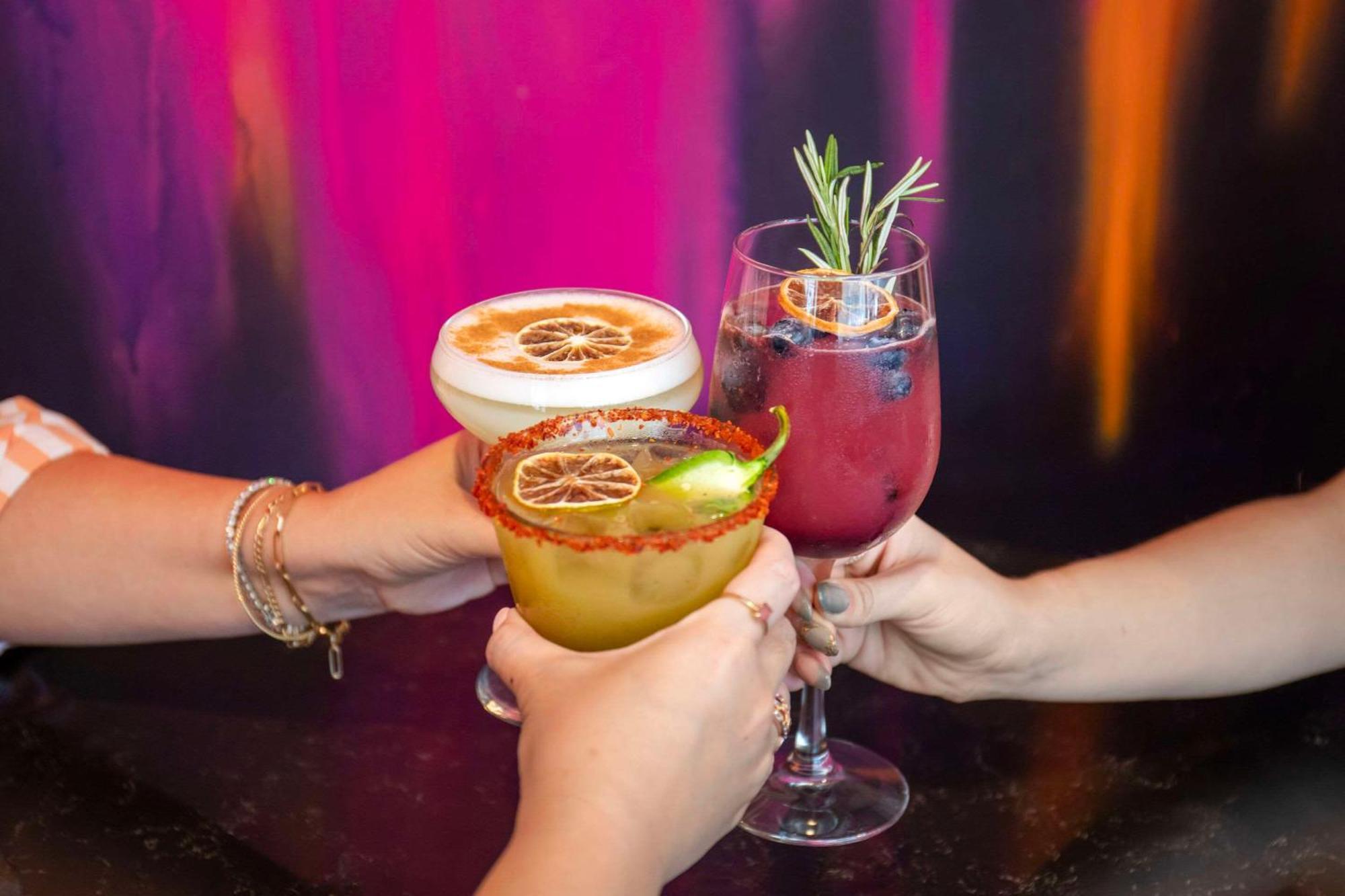 Cambria Hotel Denver Downtown Rino Bagian luar foto