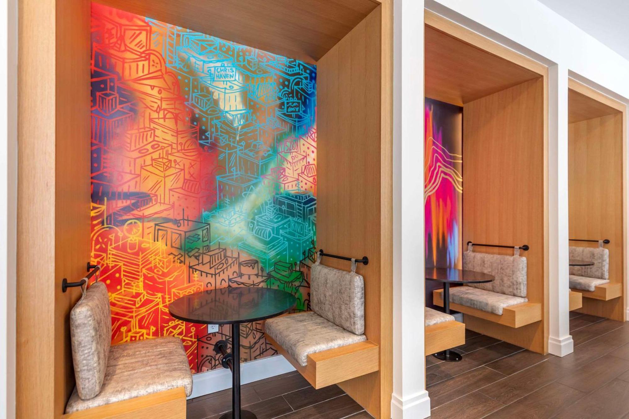 Cambria Hotel Denver Downtown Rino Bagian luar foto