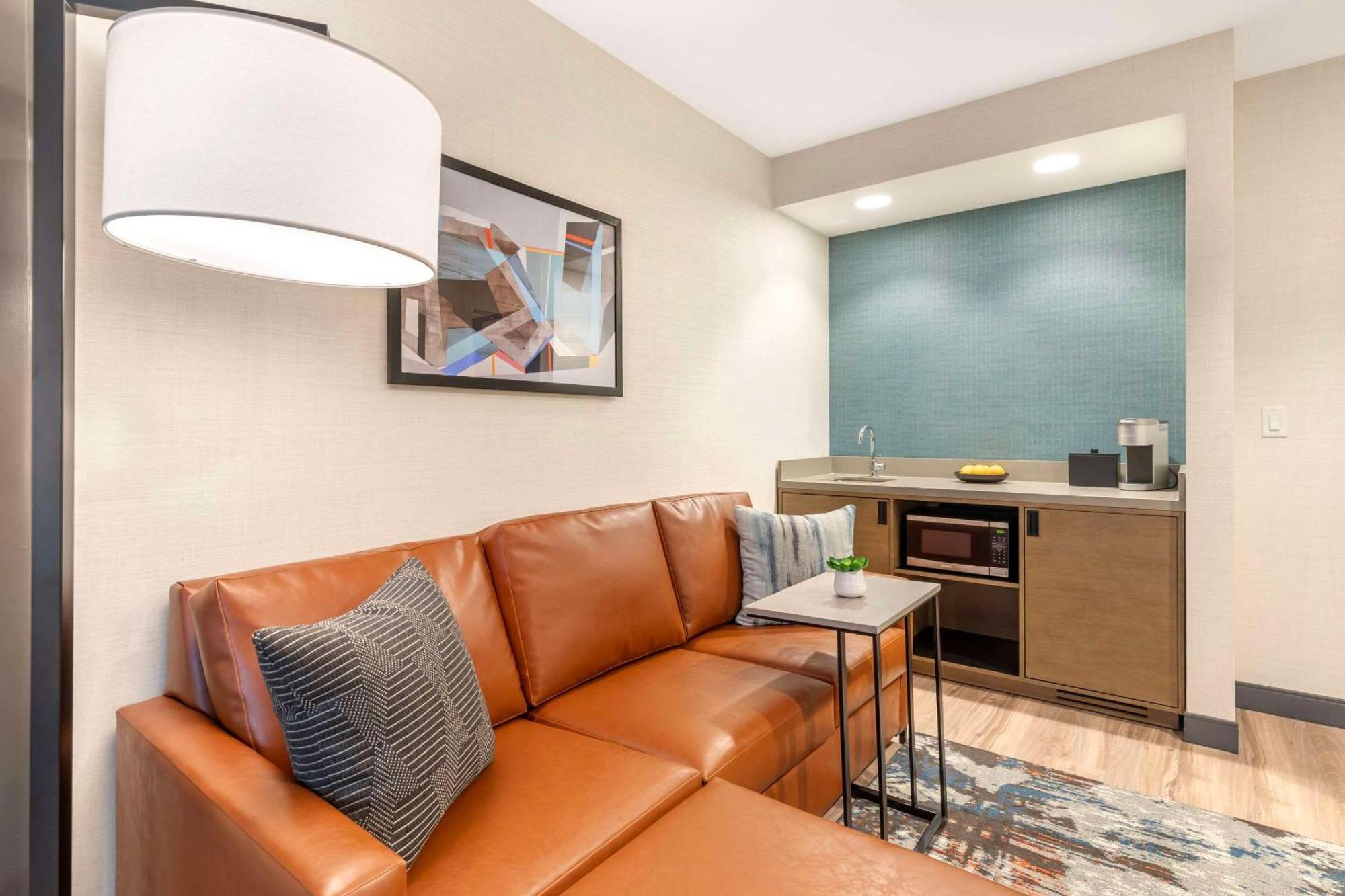Cambria Hotel Denver Downtown Rino Bagian luar foto
