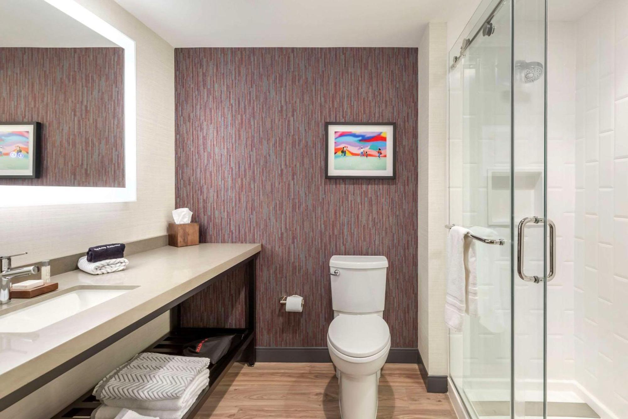 Cambria Hotel Denver Downtown Rino Bagian luar foto