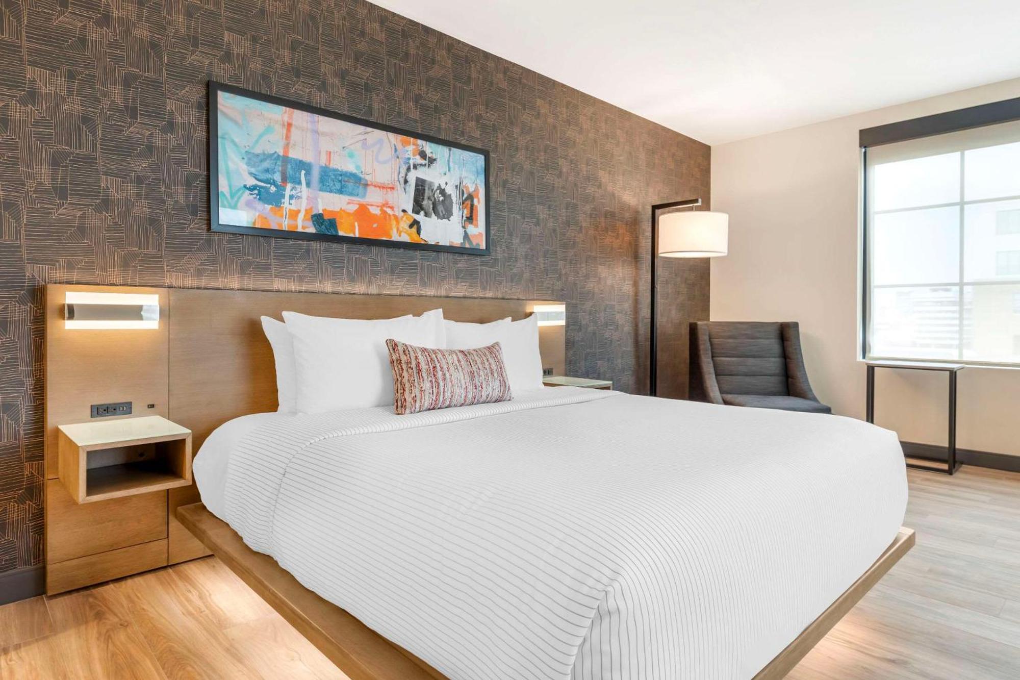 Cambria Hotel Denver Downtown Rino Bagian luar foto