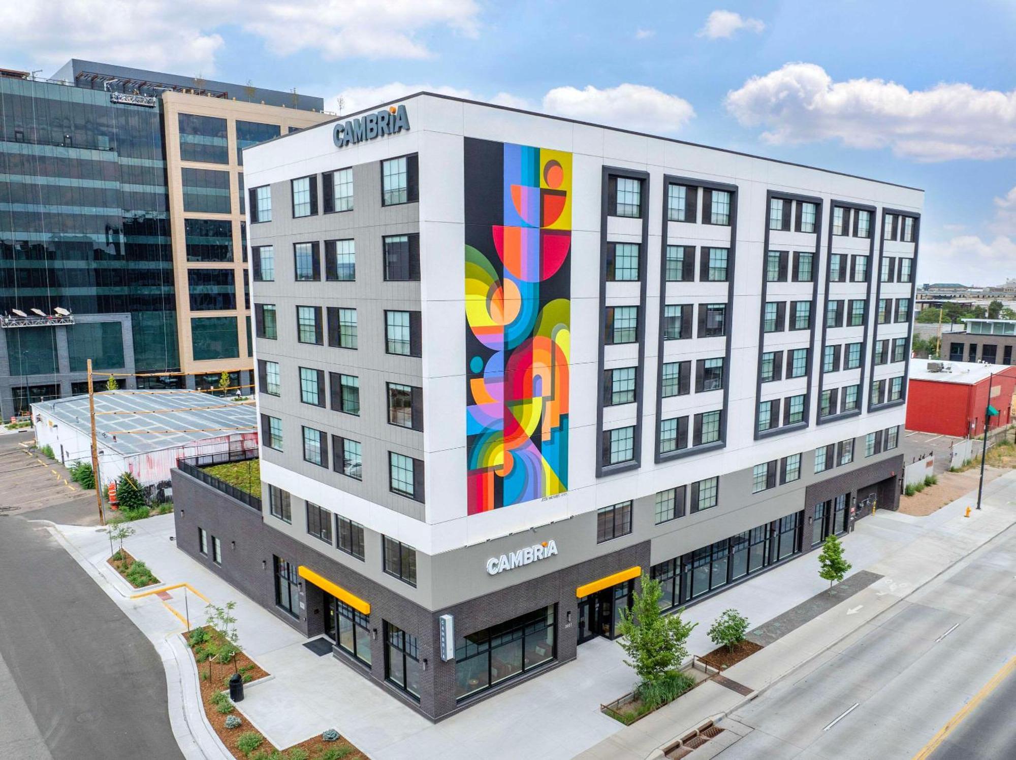 Cambria Hotel Denver Downtown Rino Bagian luar foto